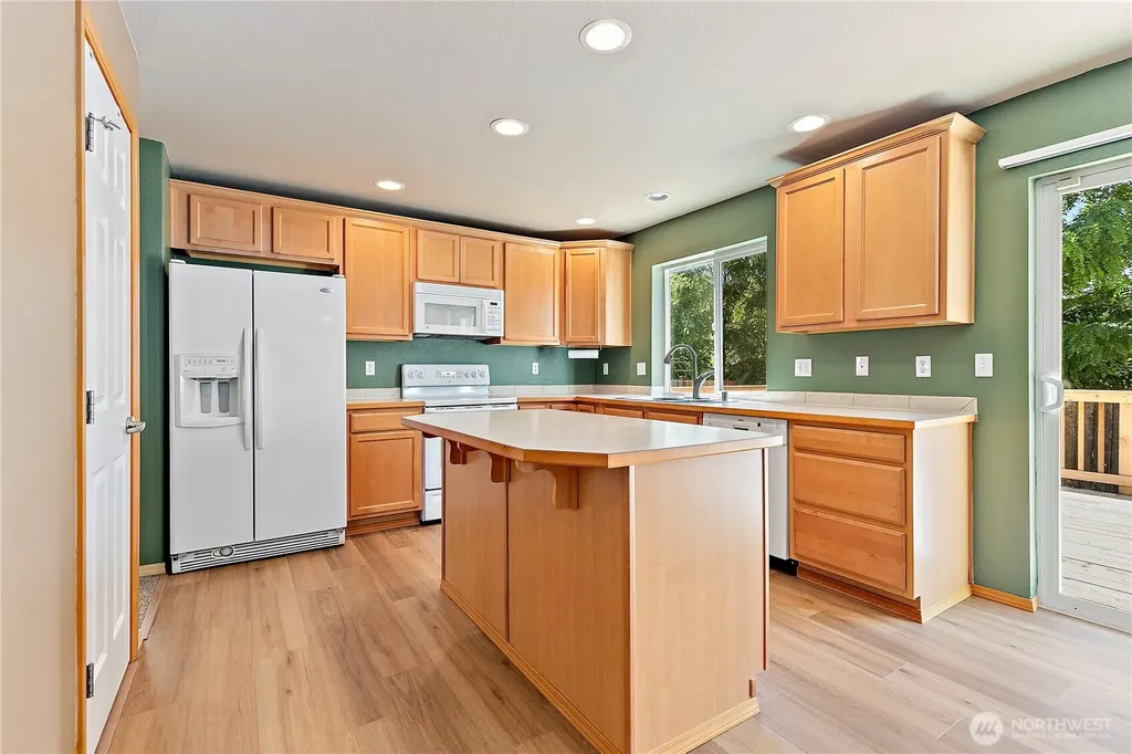 8412 205th Street Ct E Spanaway WA 98387