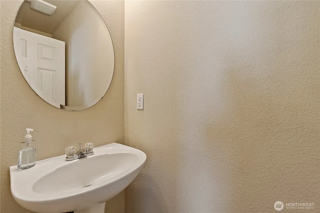 8412 205th Street Ct E Spanaway WA 98387