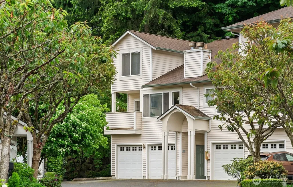 8828 238th St SW Edmonds WA 98026