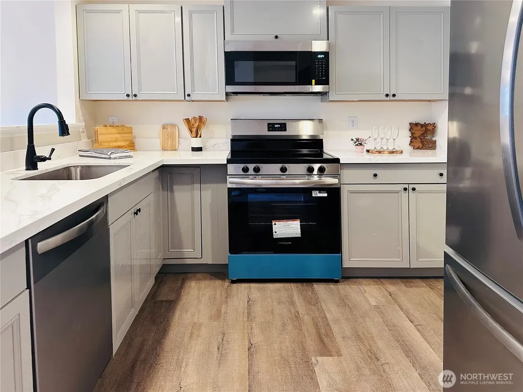 8828 238th St SW Edmonds WA 98026