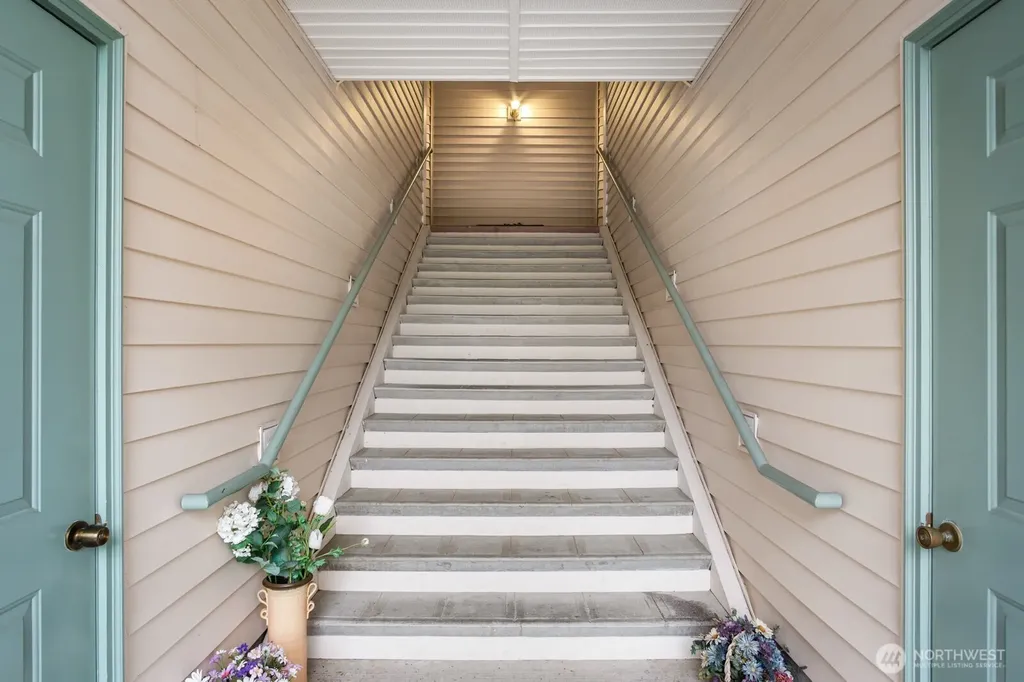 8828 238th St SW Edmonds WA 98026