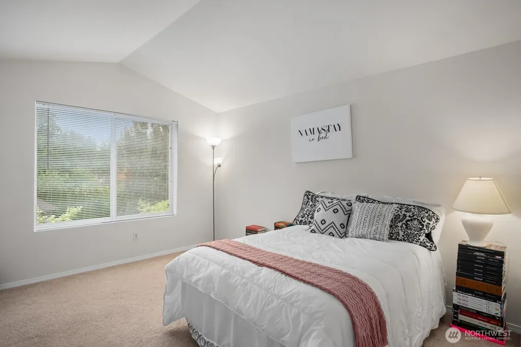 8828 238th St SW Edmonds WA 98026