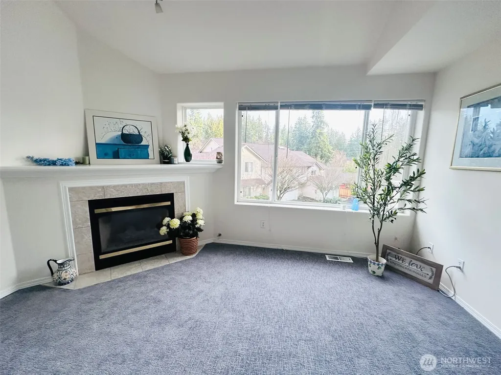 8828 238th St SW Edmonds WA 98026