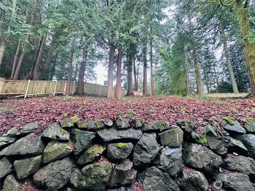 8828 238th St SW Edmonds WA 98026