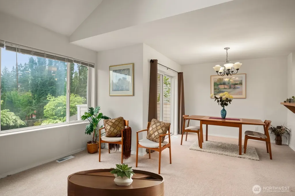 8828 238th St SW Edmonds WA 98026