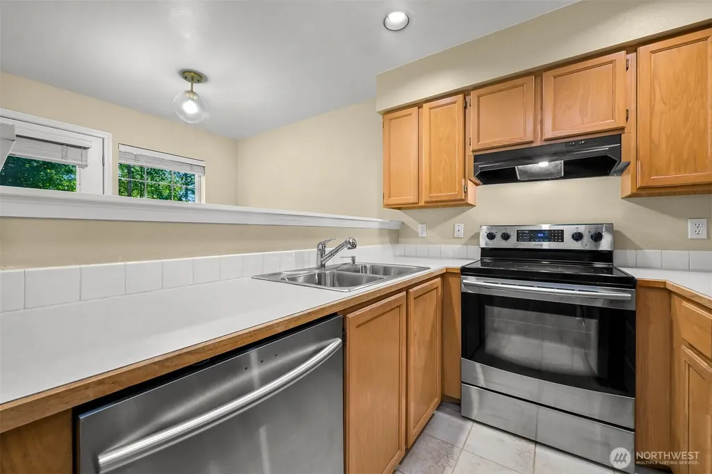 2700 Silesia Lane Bellingham WA 98226