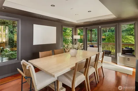 4889 Forest Avenue SE Mercer Island WA 98040
