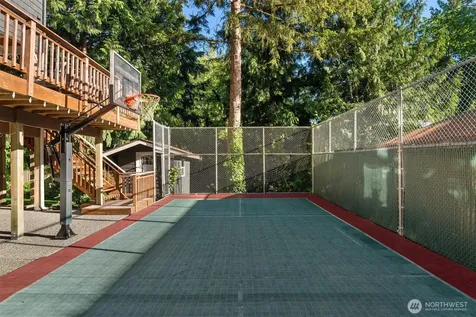 4889 Forest Avenue SE Mercer Island WA 98040