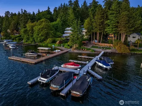 4889 Forest Avenue SE Mercer Island WA 98040
