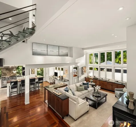 4889 Forest Avenue SE Mercer Island WA 98040