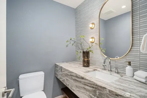 6750 W Mercer Way Mercer Island WA 98040
