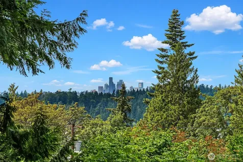 6750 W Mercer Way Mercer Island WA 98040