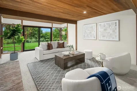 6750 W Mercer Way Mercer Island WA 98040