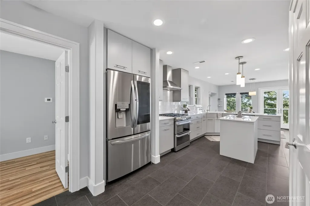 104 Morey Avenue Bellingham WA 98225