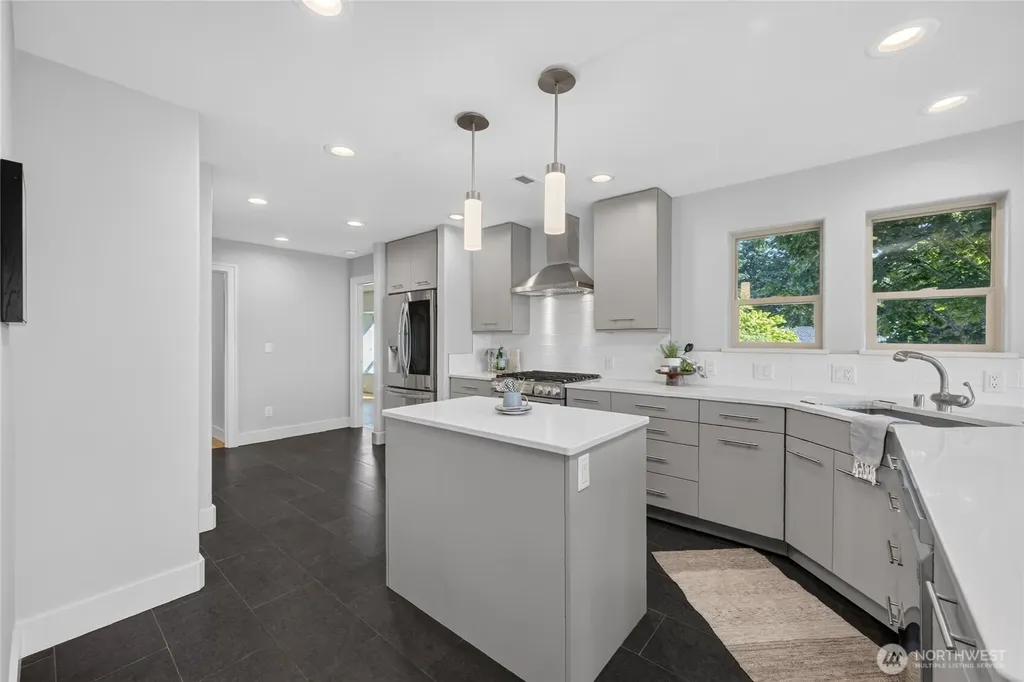104 Morey Avenue Bellingham WA 98225