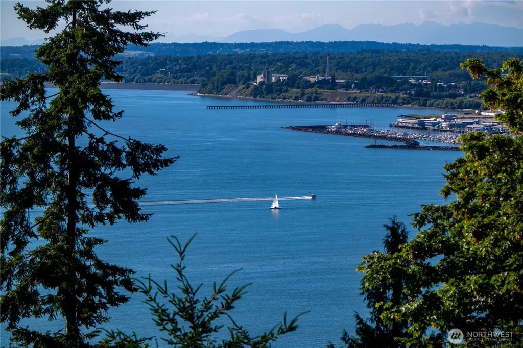 104 Morey Avenue Bellingham WA 98225