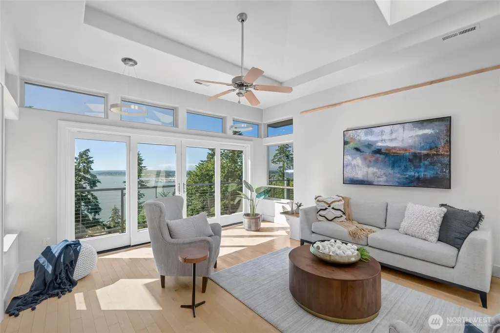 104 Morey Avenue Bellingham WA 98225