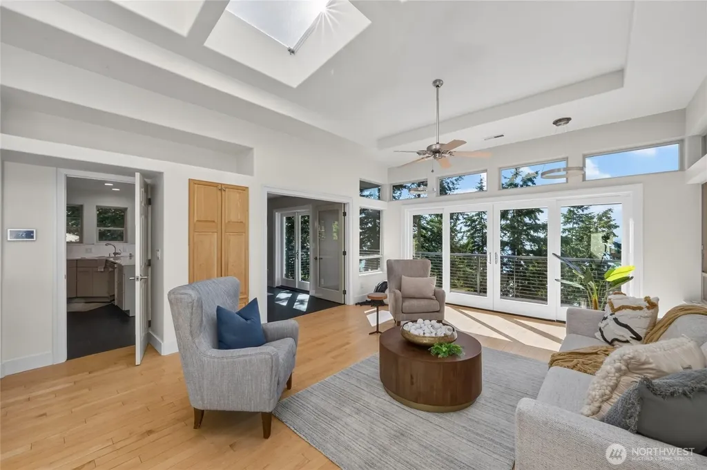 104 Morey Avenue Bellingham WA 98225
