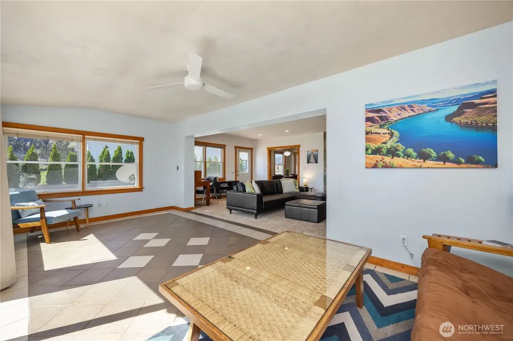 622 S 1st Street Brewster WA 98812