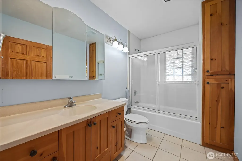 622 S 1st Street Brewster WA 98812