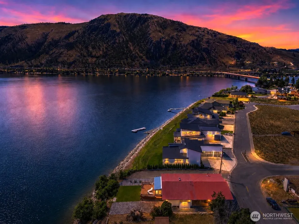 622 S 1st Street Brewster WA 98812