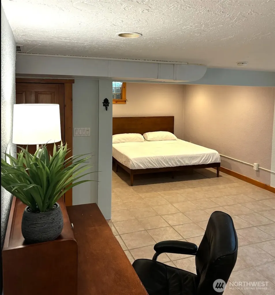 622 S 1st Street Brewster WA 98812