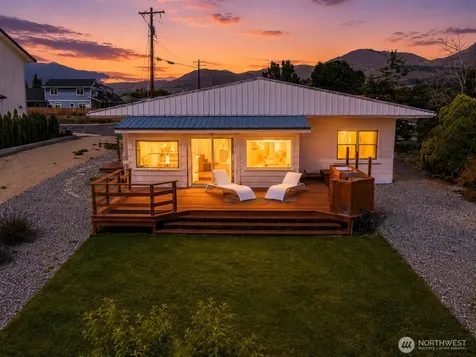 622 S 1st Street Brewster WA 98812