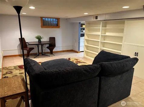 622 S 1st Street Brewster WA 98812