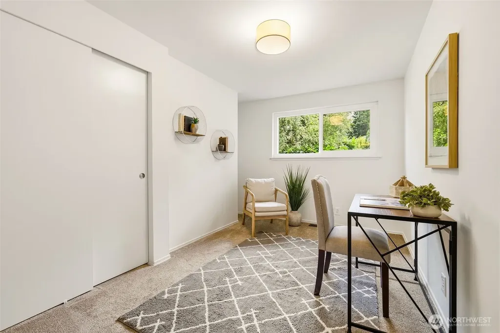 20211 24th Avenue NE Shoreline WA 98155