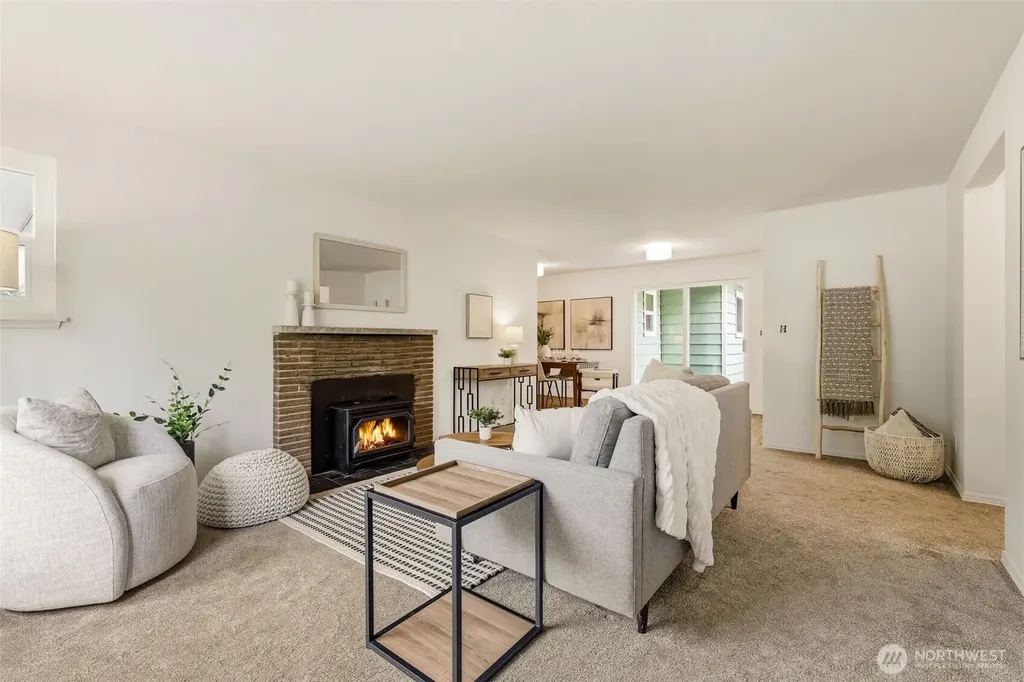 20211 24th Avenue NE Shoreline WA 98155
