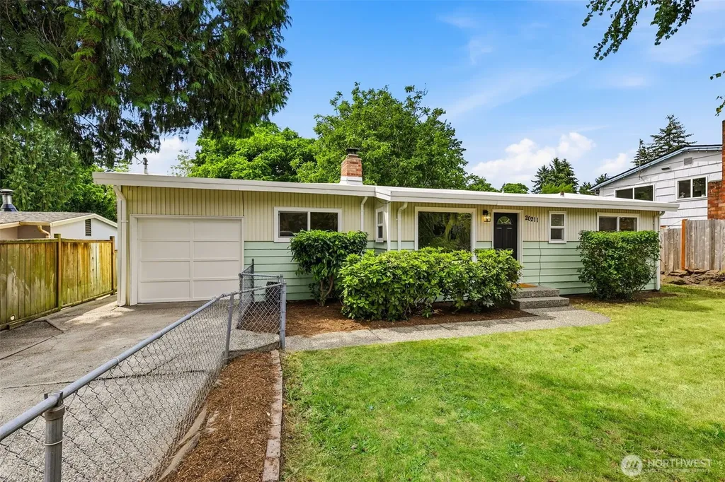 20211 24th Avenue NE Shoreline WA 98155