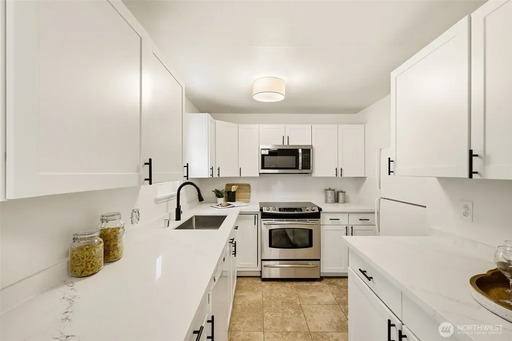 20211 24th Avenue NE Shoreline WA 98155