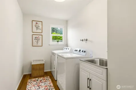 20211 24th Avenue NE Shoreline WA 98155