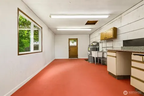 20211 24th Avenue NE Shoreline WA 98155