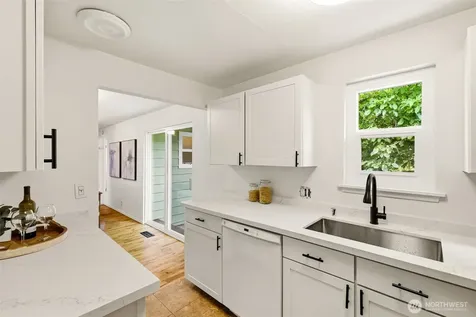 20211 24th Avenue NE Shoreline WA 98155