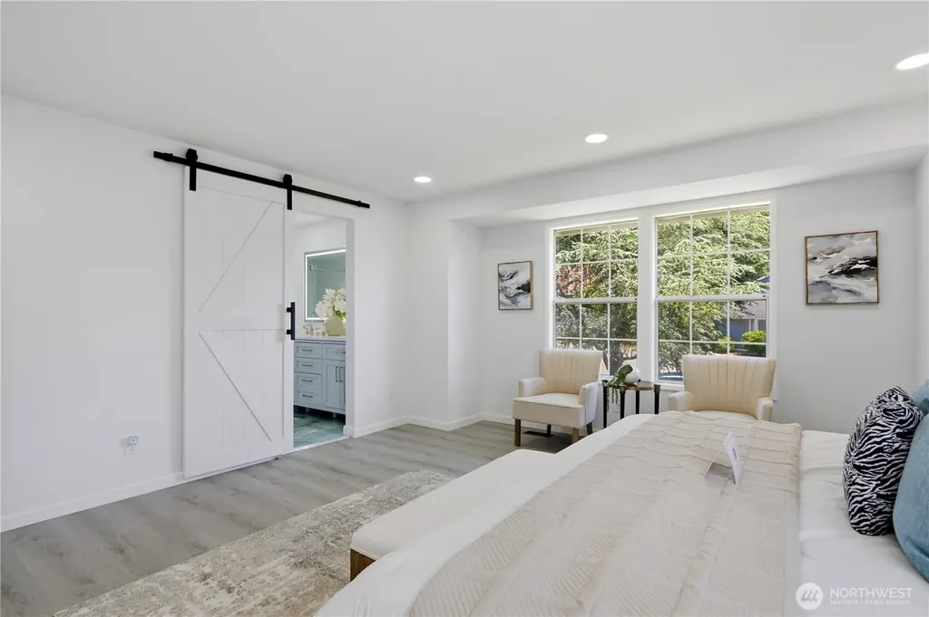14907 SE 64th Street Bellevue WA 98006