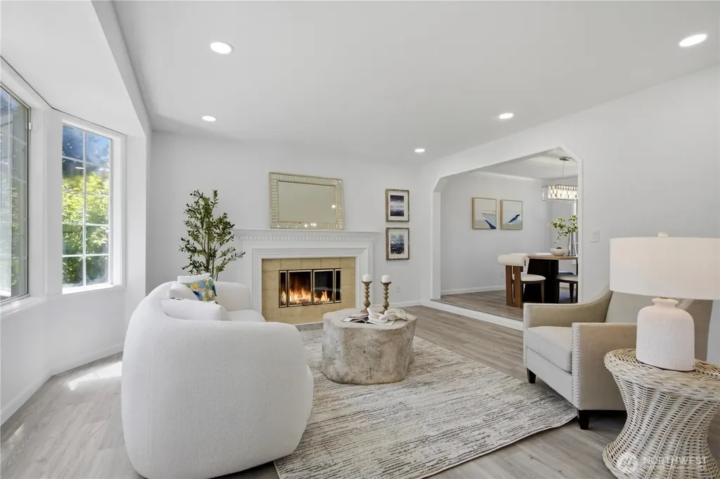 14907 SE 64th Street Bellevue WA 98006