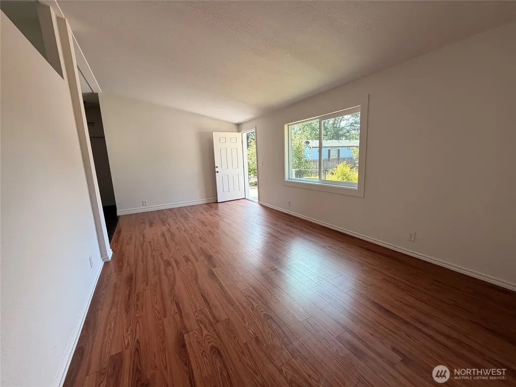 201 W Oakview Avenue Centralia WA 98531