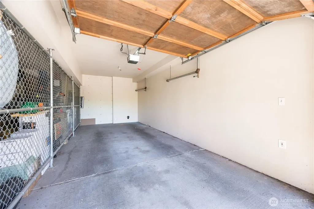 3540 Lake Washington Boulevard SE Bellevue WA 98006