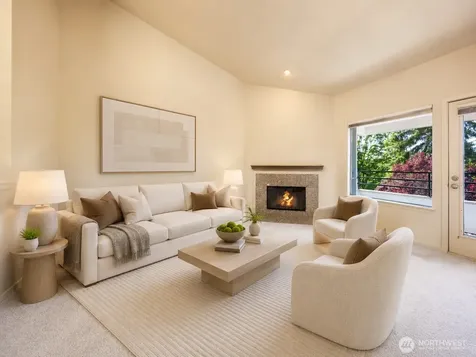 3540 Lake Washington Boulevard SE Bellevue WA 98006