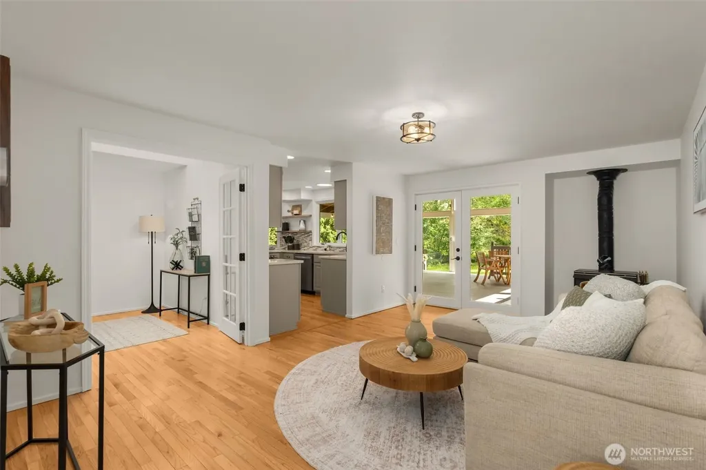 25901 SE Tiger Mountain Road Issaquah WA 98027