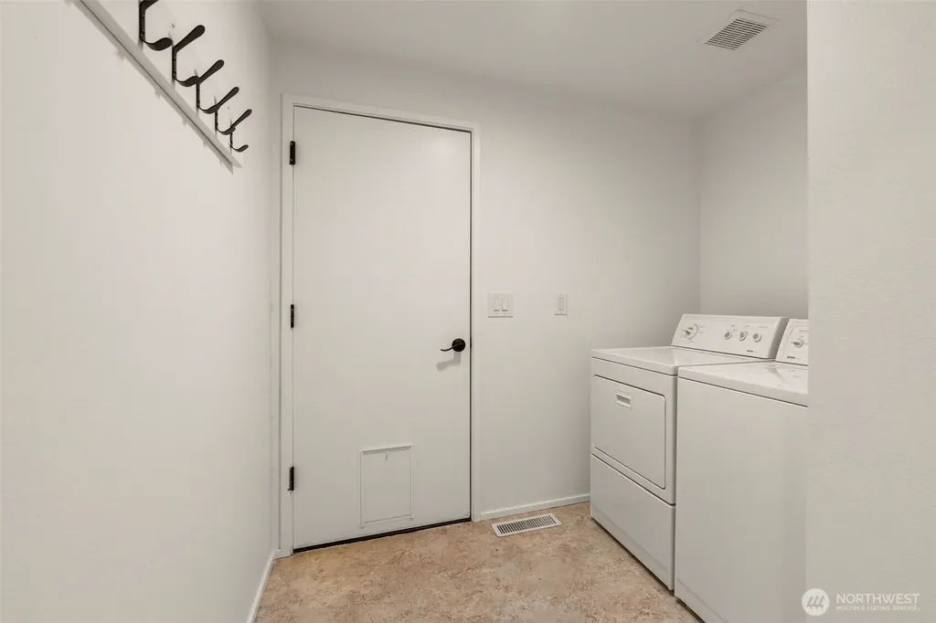 25901 SE Tiger Mountain Road Issaquah WA 98027