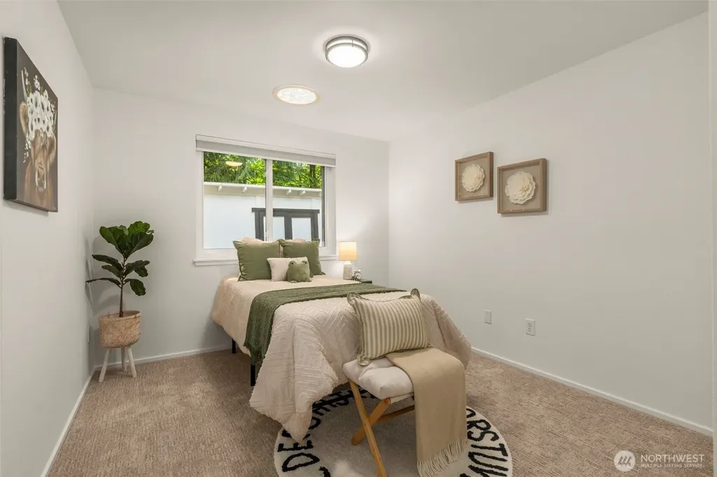25901 SE Tiger Mountain Road Issaquah WA 98027