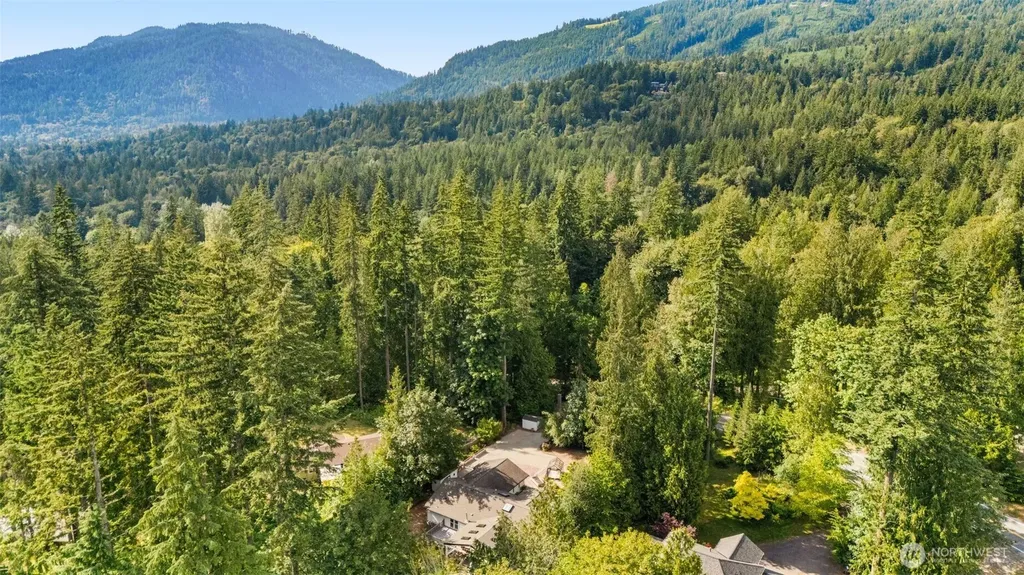 25901 SE Tiger Mountain Road Issaquah WA 98027