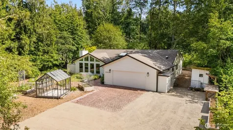 25901 SE Tiger Mountain Road Issaquah WA 98027