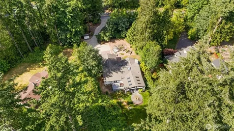 25901 SE Tiger Mountain Road Issaquah WA 98027