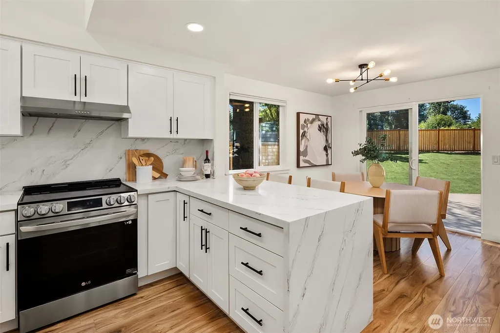 13216 NE 139th Place Kirkland WA 98034