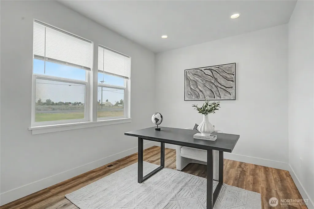 7526 Road D.5 NE Moses Lake WA 98837