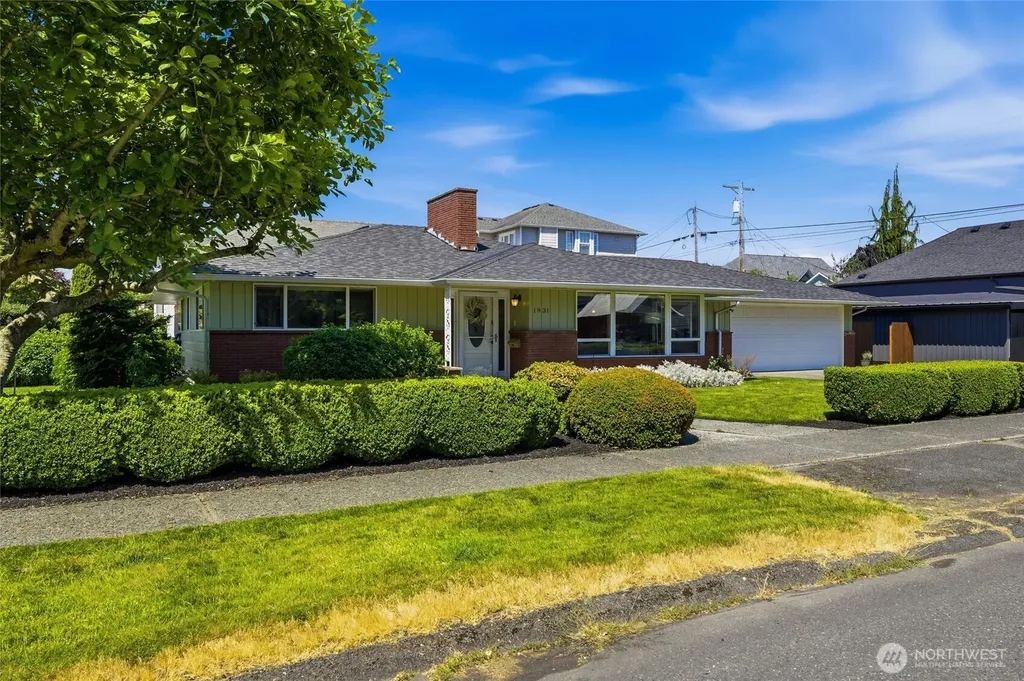 1931 Hoyt Avenue Everett WA 98201