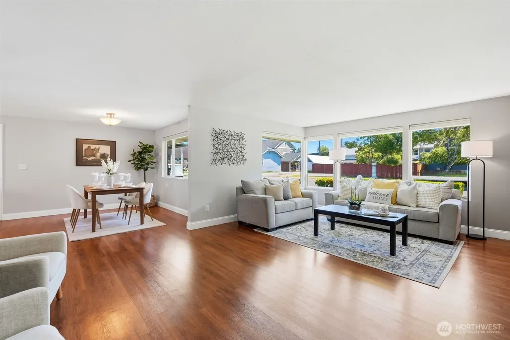 1931 Hoyt Avenue Everett WA 98201